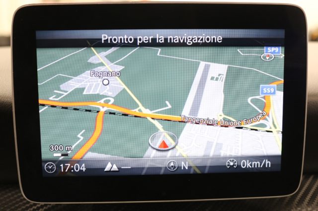 MERCEDES-BENZ GLA 180 usata, con Specchietti laterali elettrici