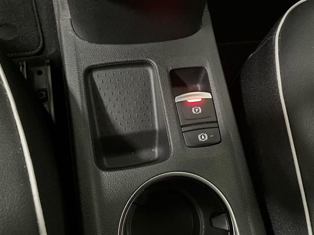 RENAULT Captur usata 28
