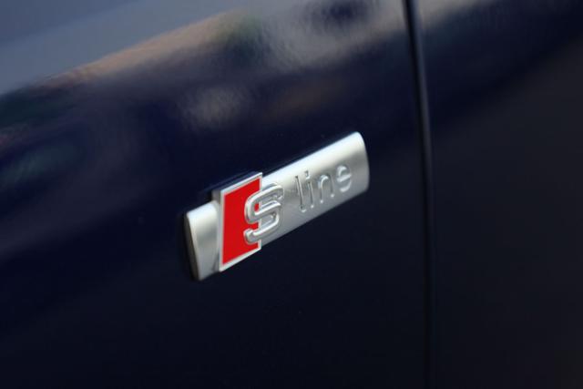 AUDI A4 usata, con Sistema di avviso di distanza