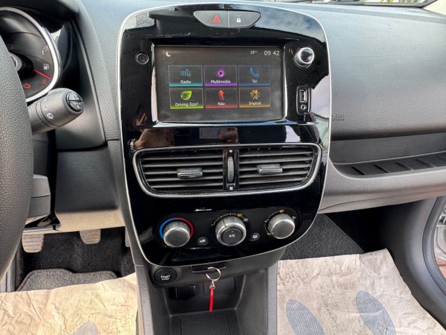RENAULT Clio usata, con Controllo trazione