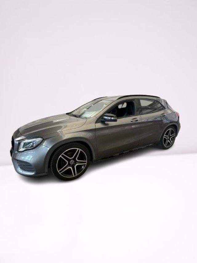 MERCEDES-BENZ GLA 220 usata, con Airbag