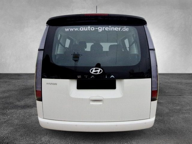 HYUNDAI Staria usata, con Airbag laterali