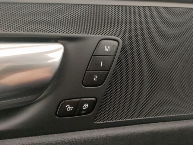 VOLVO XC60 usata, con Servosterzo