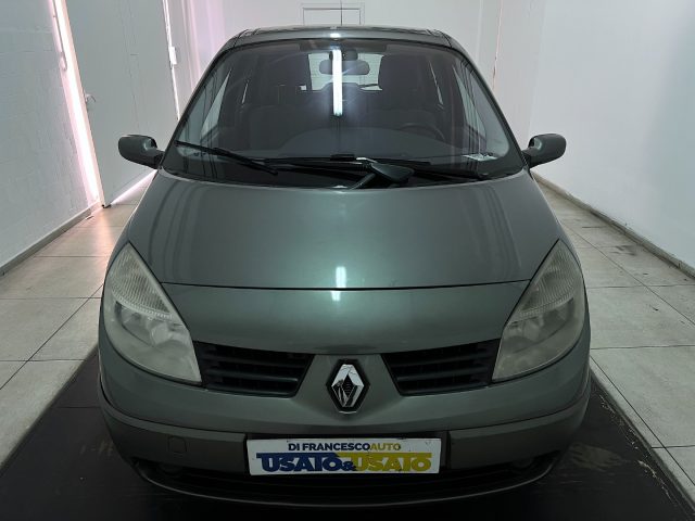 RENAULT Scenic usata, con Chiusura centralizzata