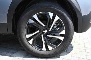PEUGEOT 2008 usata, con Autoradio