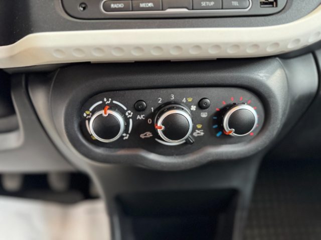 RENAULT Twingo usata, con Bluetooth