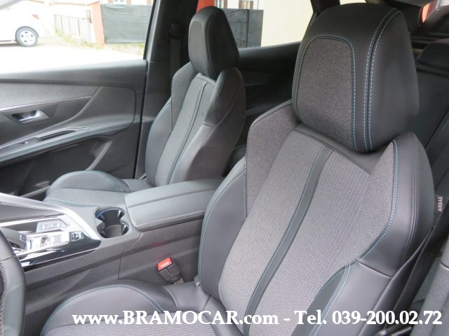 PEUGEOT 3008 usata, con Sedili sportivi