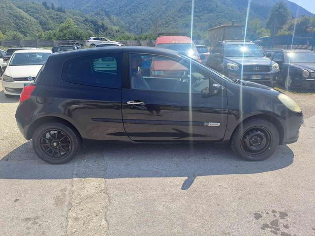 RENAULT Clio usata 15