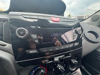 LANCIA Ypsilon usata, con ESP