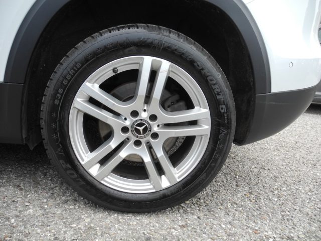 MERCEDES-BENZ GLB 200 usata 80