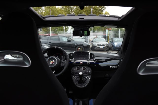 ABARTH 595 usata, con Park Distance Control
