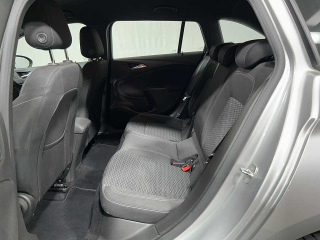 OPEL Astra usata, con Fendinebbia