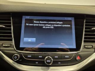 OPEL Astra usata, con Controllo vocale