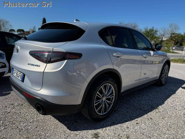 ALFA ROMEO Stelvio usata, con Chiusura centralizzata