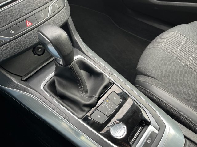 PEUGEOT 308 usata, con Cerchi in lega