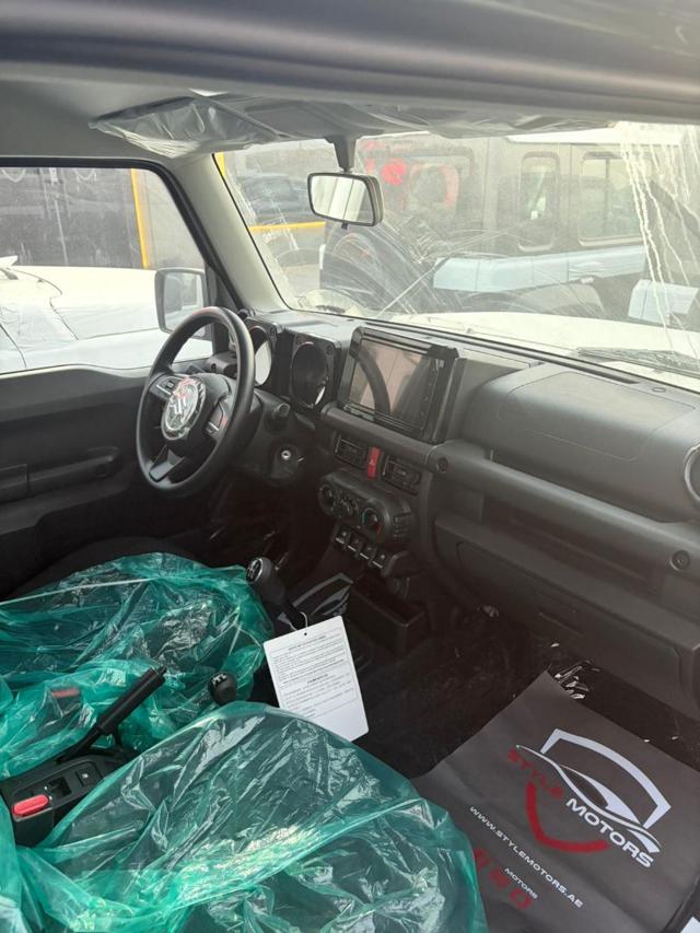 SUZUKI Jimny usata, con Cruise Control