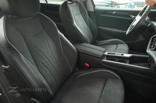 VOLKSWAGEN Passat usata, con Telecamera per parcheggio assistito
