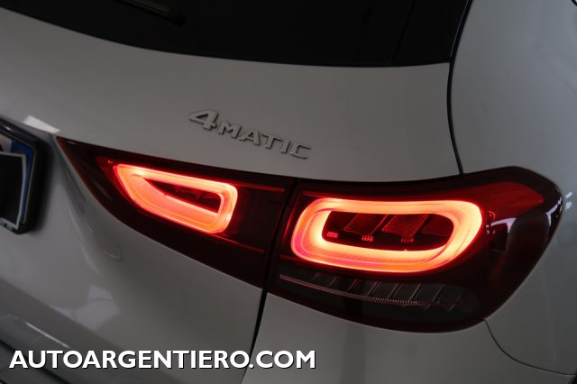 MERCEDES-BENZ GLA 220 usata, con Hill holder