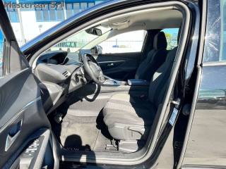 PEUGEOT 3008 usata, con Sedile posteriore sdoppiato
