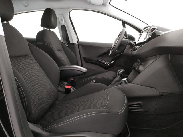 PEUGEOT 208 usata, con Boardcomputer