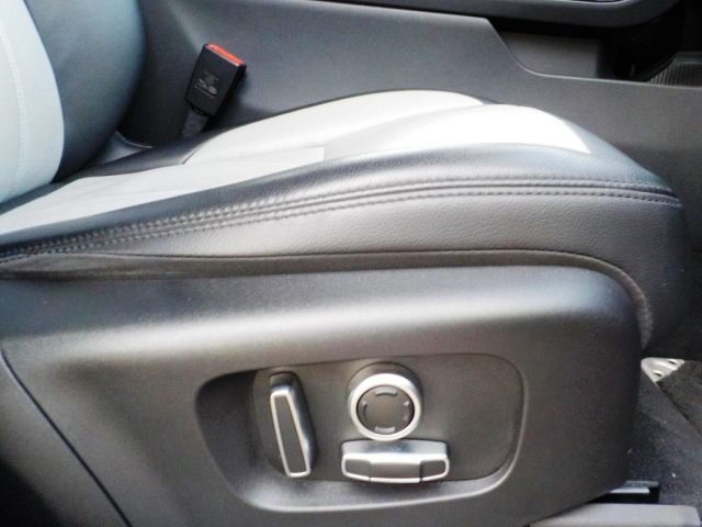 LAND ROVER Range Rover Evoque usata, con Volante multifunzione