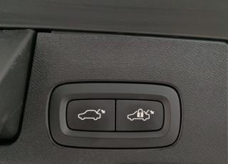 VOLVO XC60 usata, con Volante multifunzione