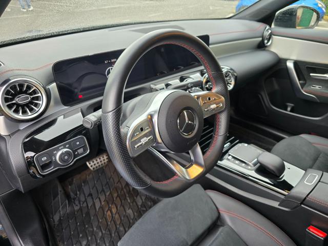 MERCEDES-BENZ CLA 220 usata, con Leve al volante