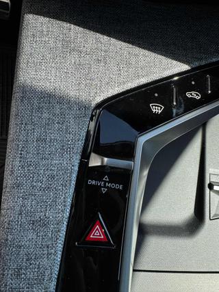 PEUGEOT 3008 usata, con Park Distance Control