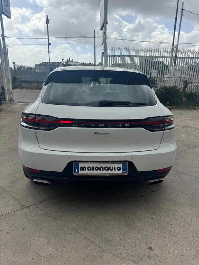 PORSCHE Macan usata, con Alzacristalli elettrici