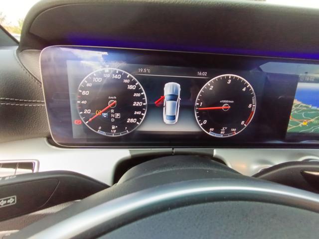 MERCEDES-BENZ E 220 usata, con Controllo automatico clima