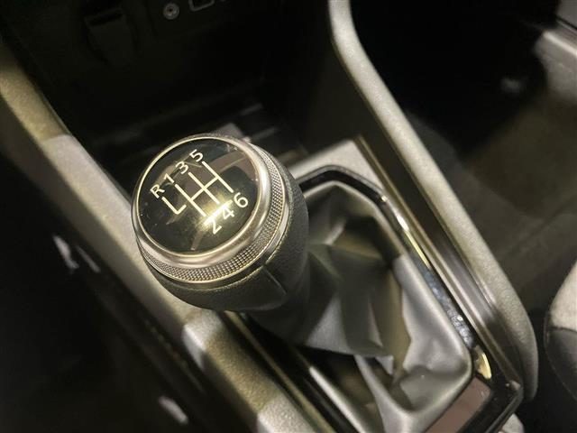 RENAULT Clio usata 23