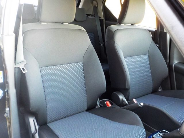 SUZUKI Ignis usata, con Touch screen