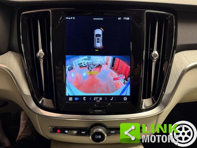 VOLVO V60 usata, con Sensori di parcheggio posteriori