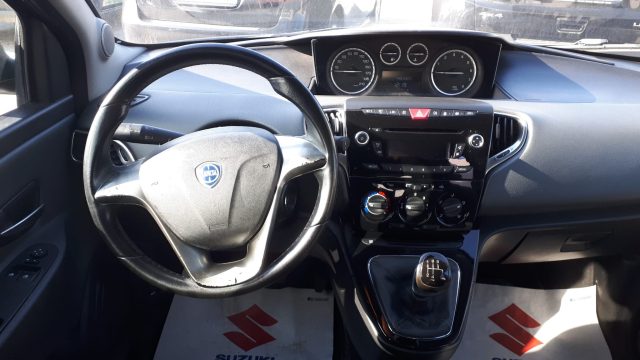 LANCIA Ypsilon usata, con Lettore CD