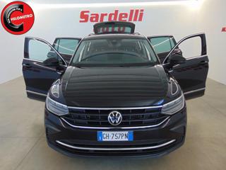 VOLKSWAGEN Tiguan usata, con Airbag laterali