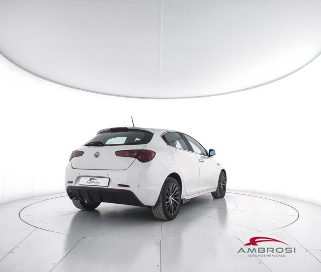 ALFA ROMEO Giulietta usata 2