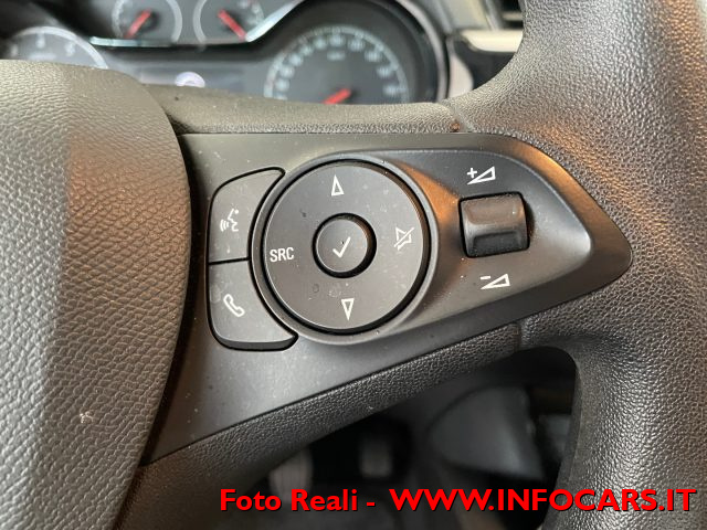 OPEL Corsa usata, con Autoradio digitale