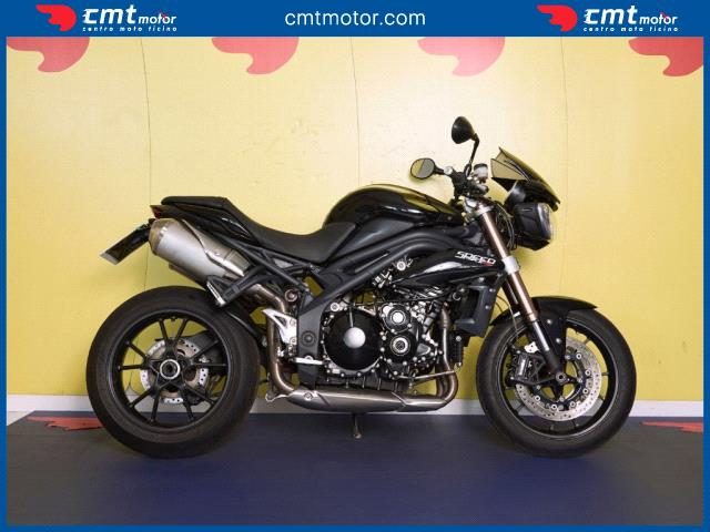 TRIUMPH Speed Triple 1050 usata 2