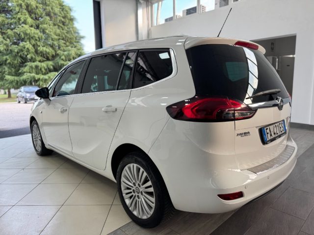 OPEL Zafira Tourer usata, con Chiusura centralizzata