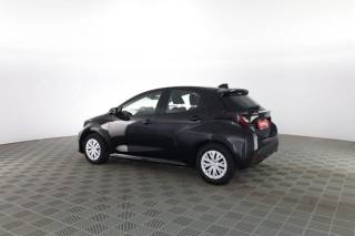 TOYOTA Yaris usata 4