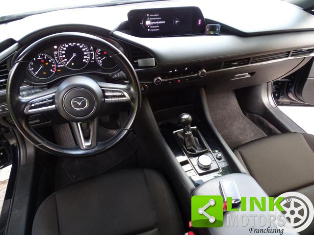 MAZDA 3 usata, con Park Distance Control