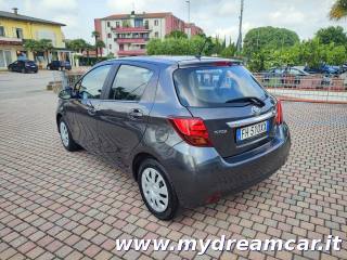 TOYOTA Yaris usata, con ESP