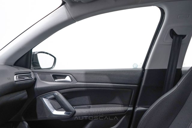 PEUGEOT 308 usata, con Vivavoce