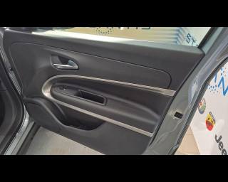 JEEP Avenger usata 28