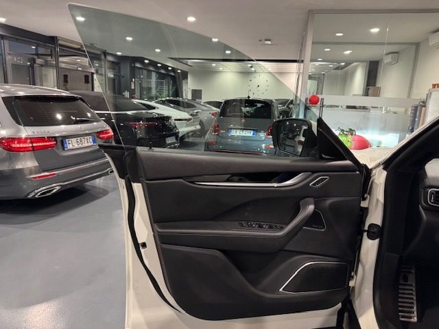 MASERATI Levante usata, con Sistema di navigazione
