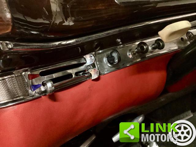 MERCEDES-BENZ 220 usata 19