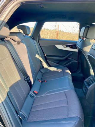 AUDI A4 usata, con Sensori di parcheggio anteriori