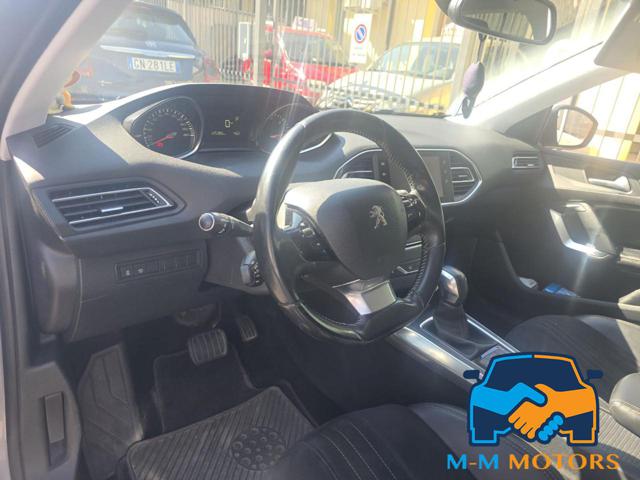 PEUGEOT 308 usata, con Fendinebbia
