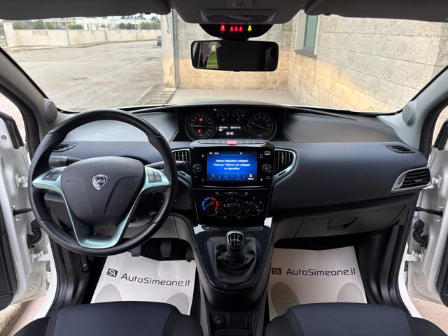 LANCIA Ypsilon usata, con Fendinebbia