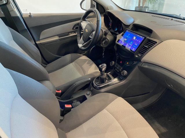 CHEVROLET Cruze usata, con Cerchi in lega